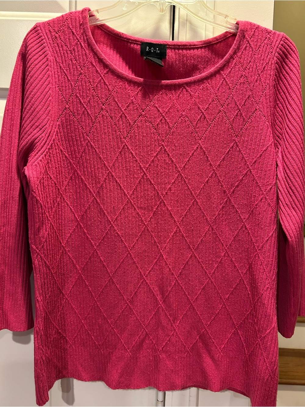 Hot Pink Diamond-Pattern Women's Sweater size L